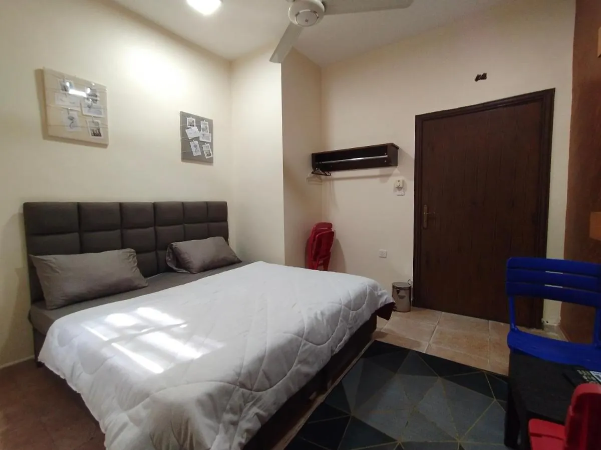 Relax House For Studio Rooms Apartment Akaba Jordanien